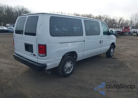 2010 Ford E-350 Super Duty Xl/Xlt z USA, uszkodzony, nr VIN 1FBNE3BLXADA34235